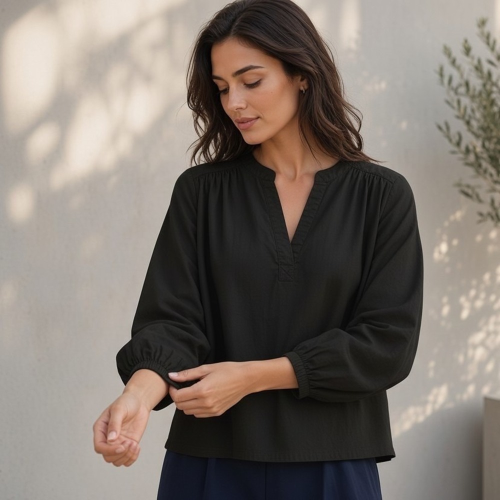 Universal Thread Black Split Neck Blouse Medium Boho Casual Minimalist
